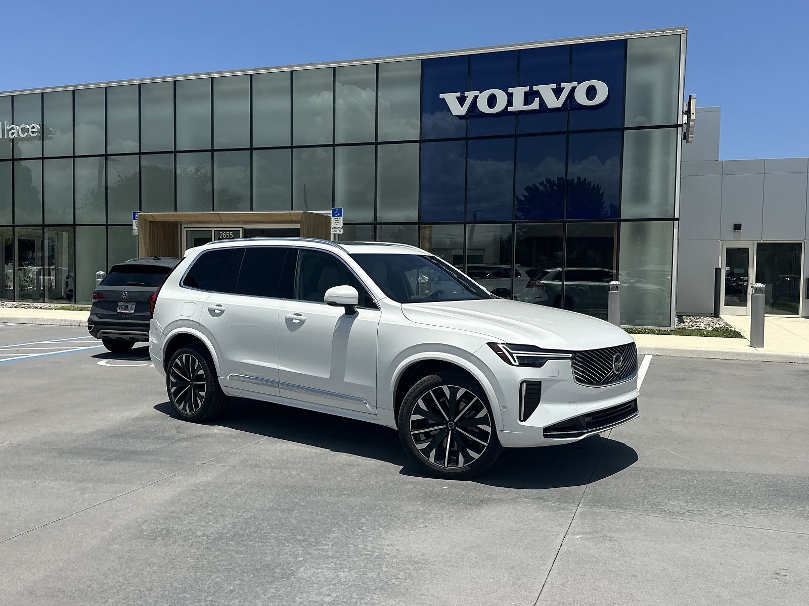 2026 VOLVO XC90