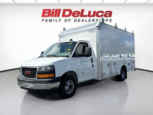 2025 GMC Savana