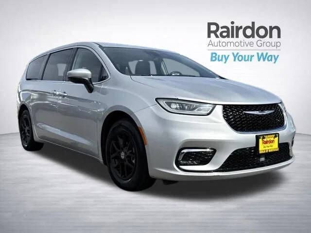 2023 CHRYSLER Pacifica