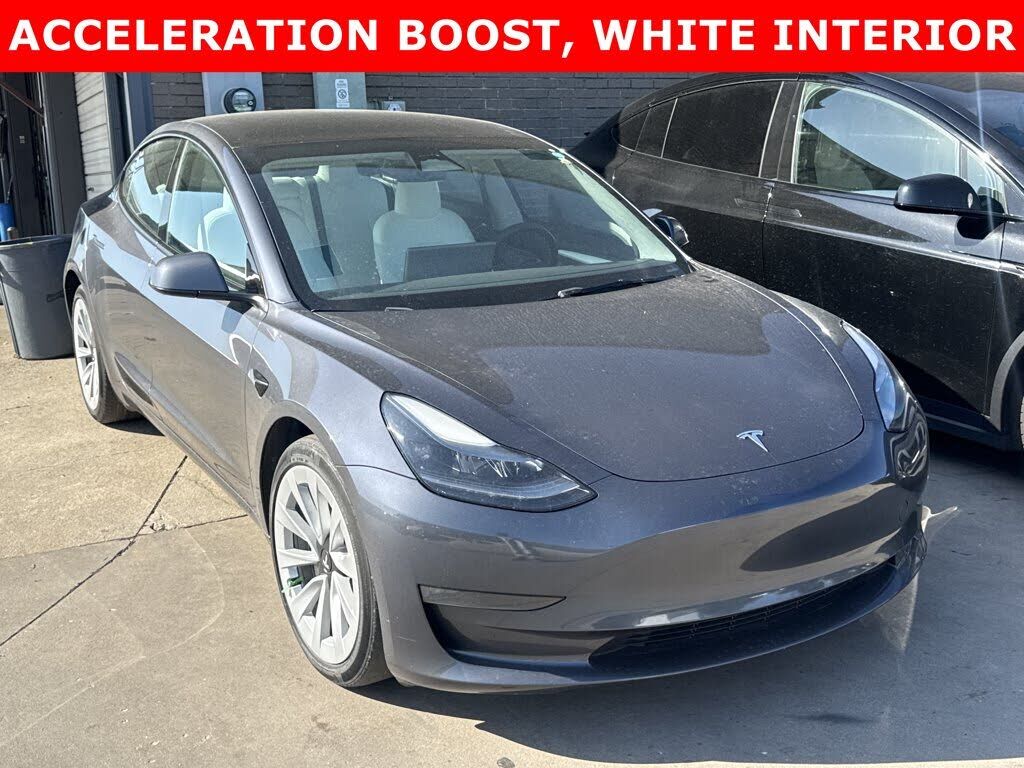 2023 TESLA Model 3
