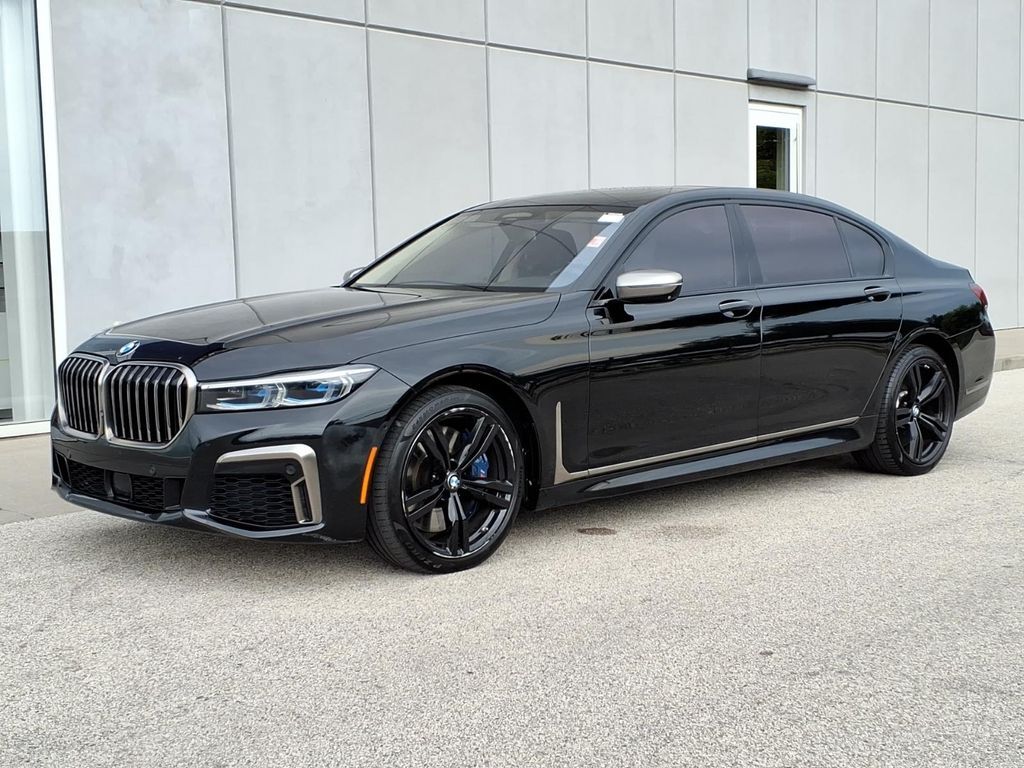 2020 BMW M7