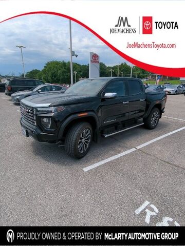 2023 GMC Canyon
