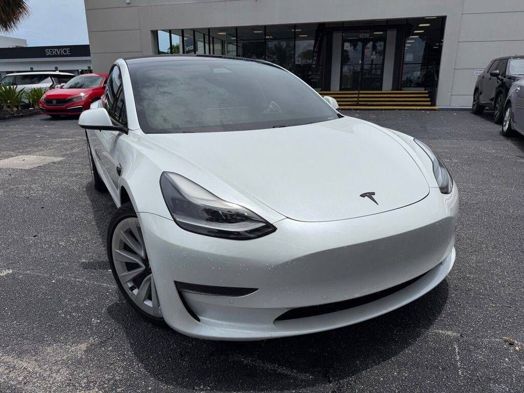 2021 TESLA Model 3