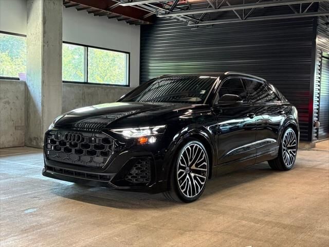 2024 AUDI SQ8