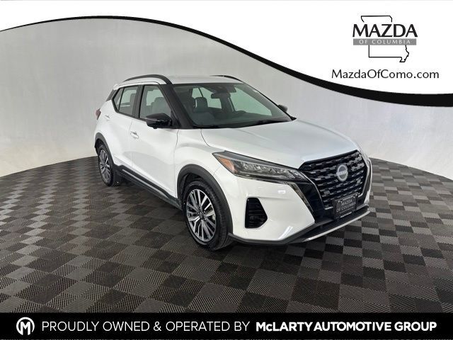2024 NISSAN Kicks