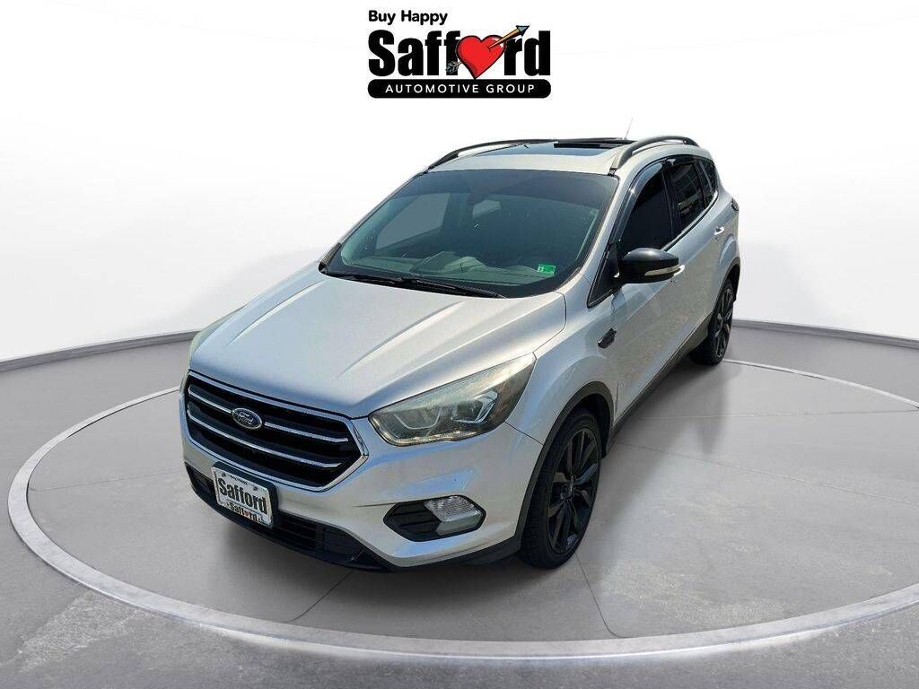 2017 FORD Escape