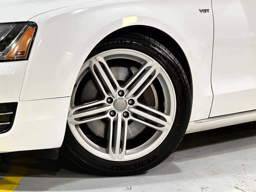 2012 Audi A8