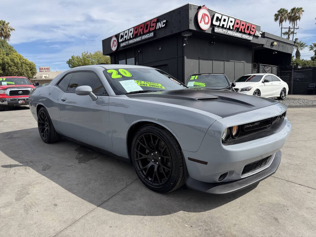 2020 DODGE Challenger