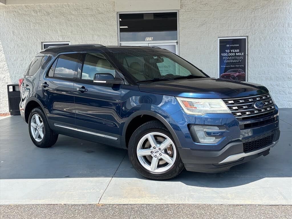 2017 FORD Explorer
