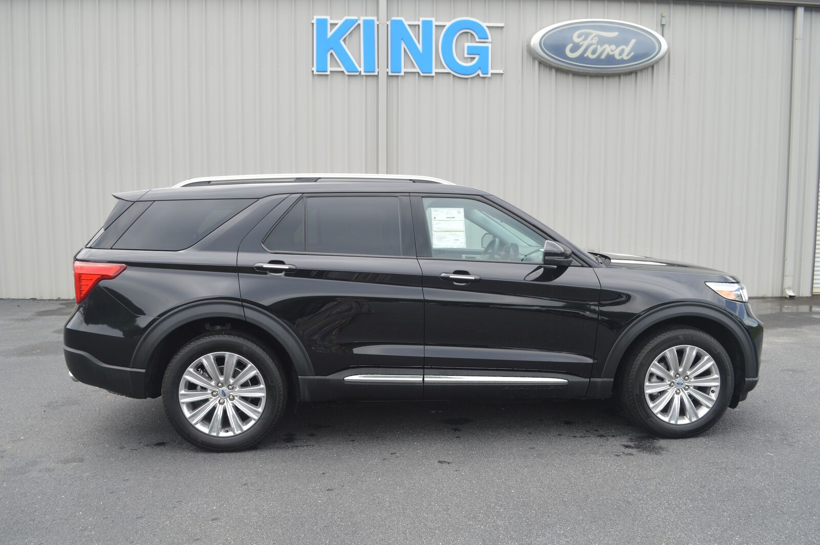 2024 FORD Explorer
