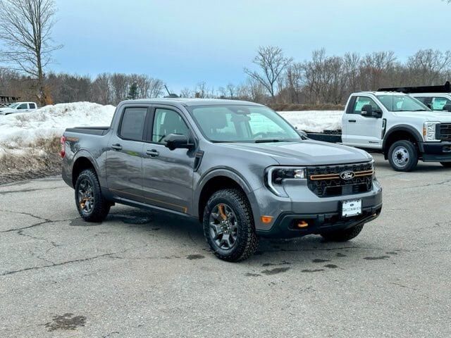 2025 FORD Maverick