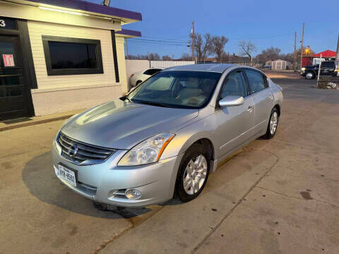2012 NISSAN Altima