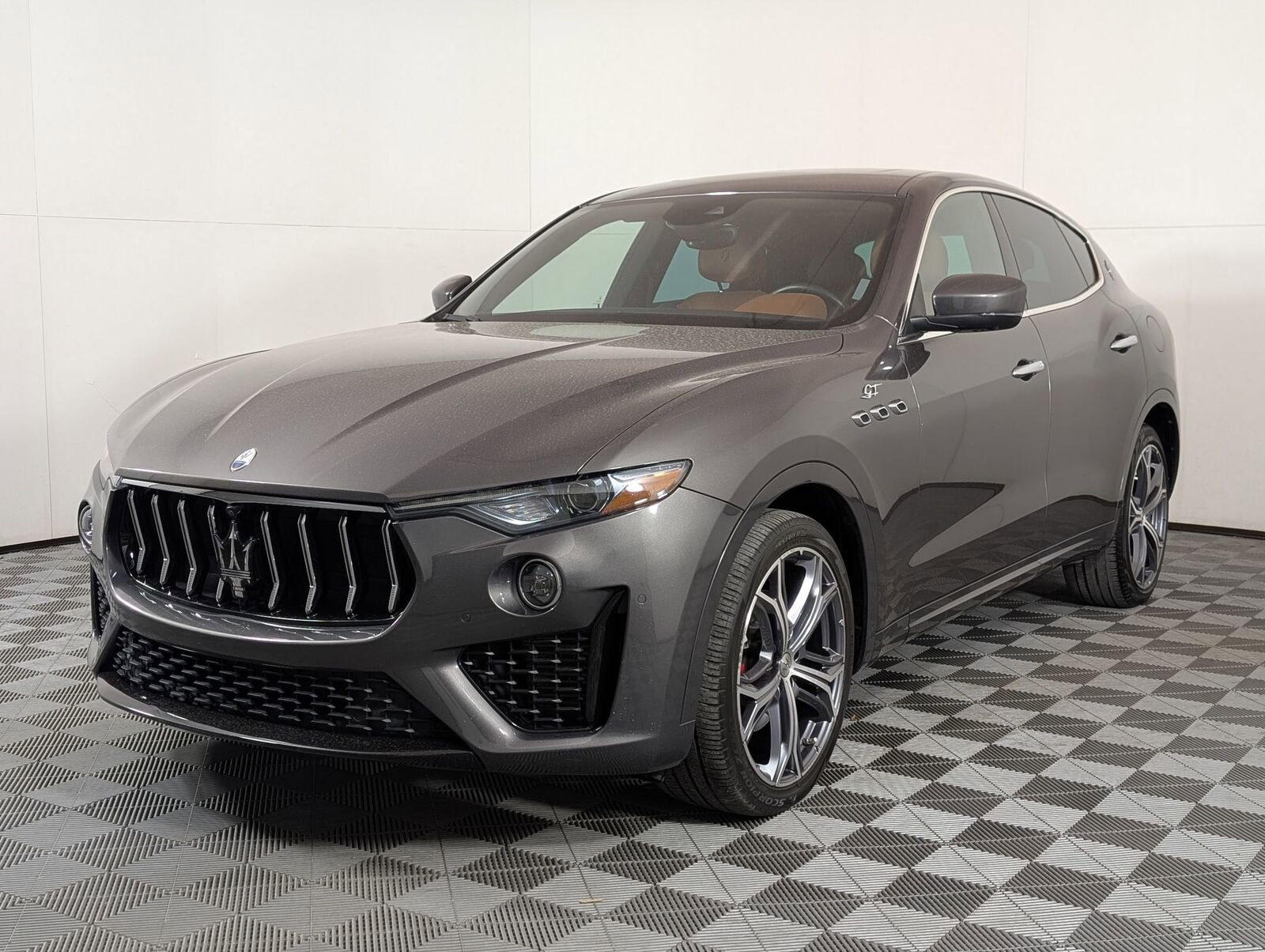 2022 MASERATI Levante