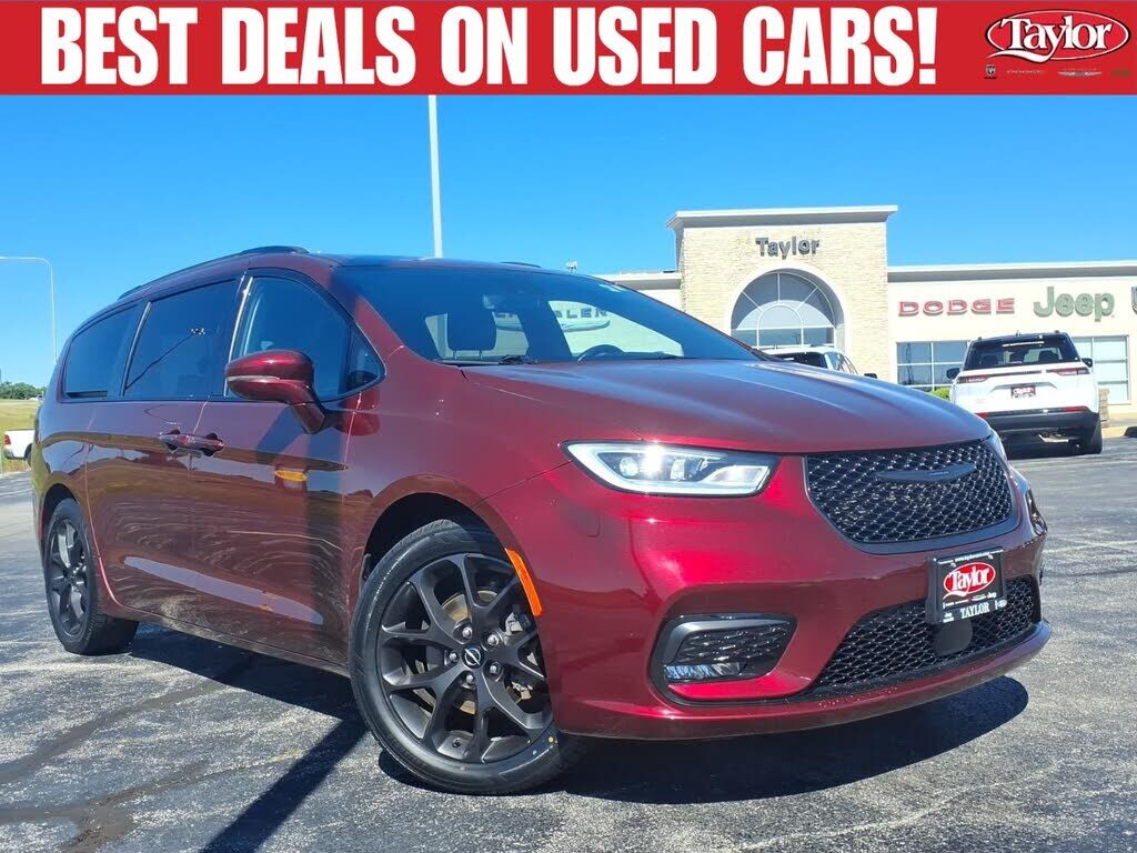2021 CHRYSLER Pacifica