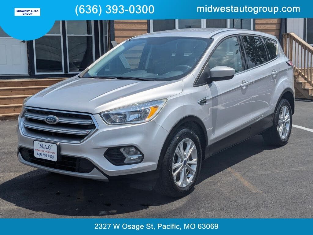 2017 FORD Escape