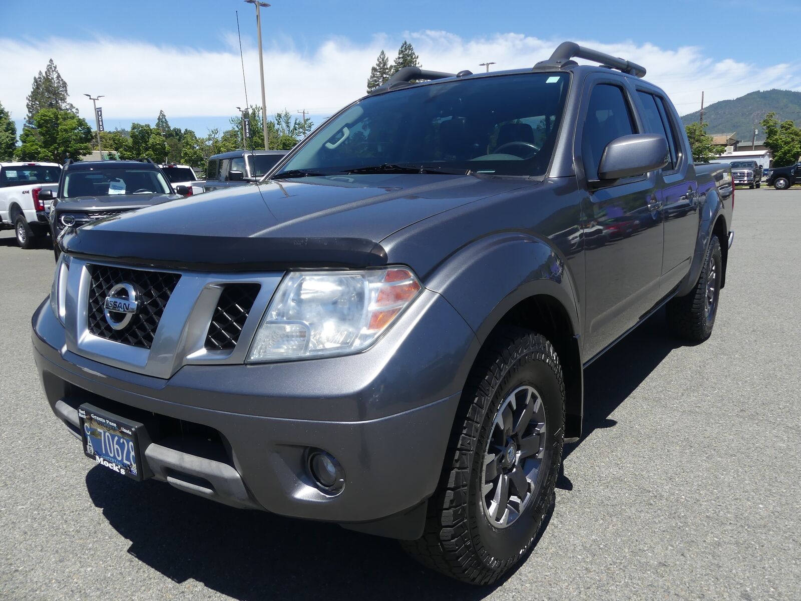 2016 NISSAN Frontier