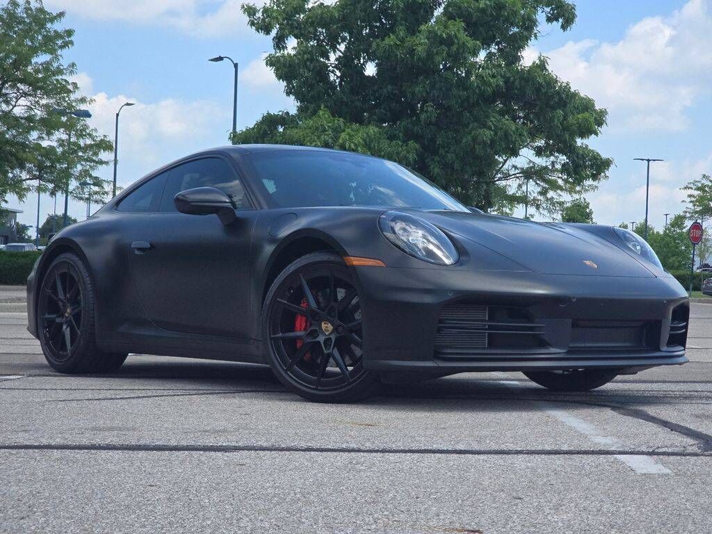2025 PORSCHE 911