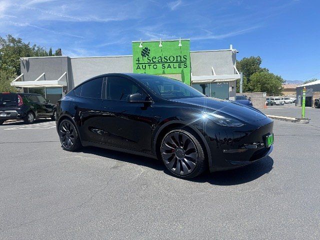 2022 TESLA Model Y
