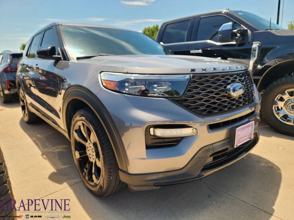 2022 FORD Explorer