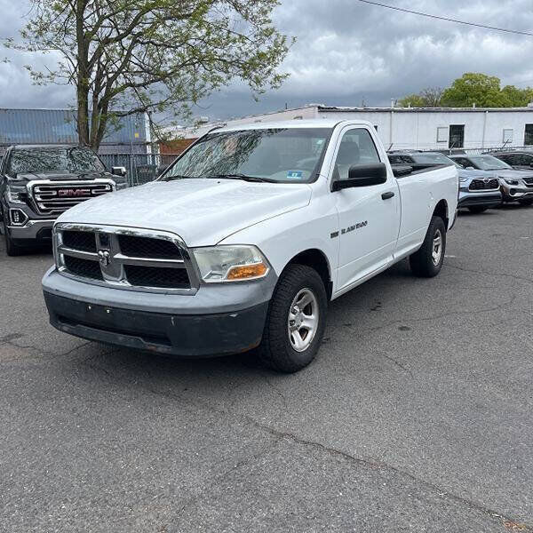 2011 DODGE Ram