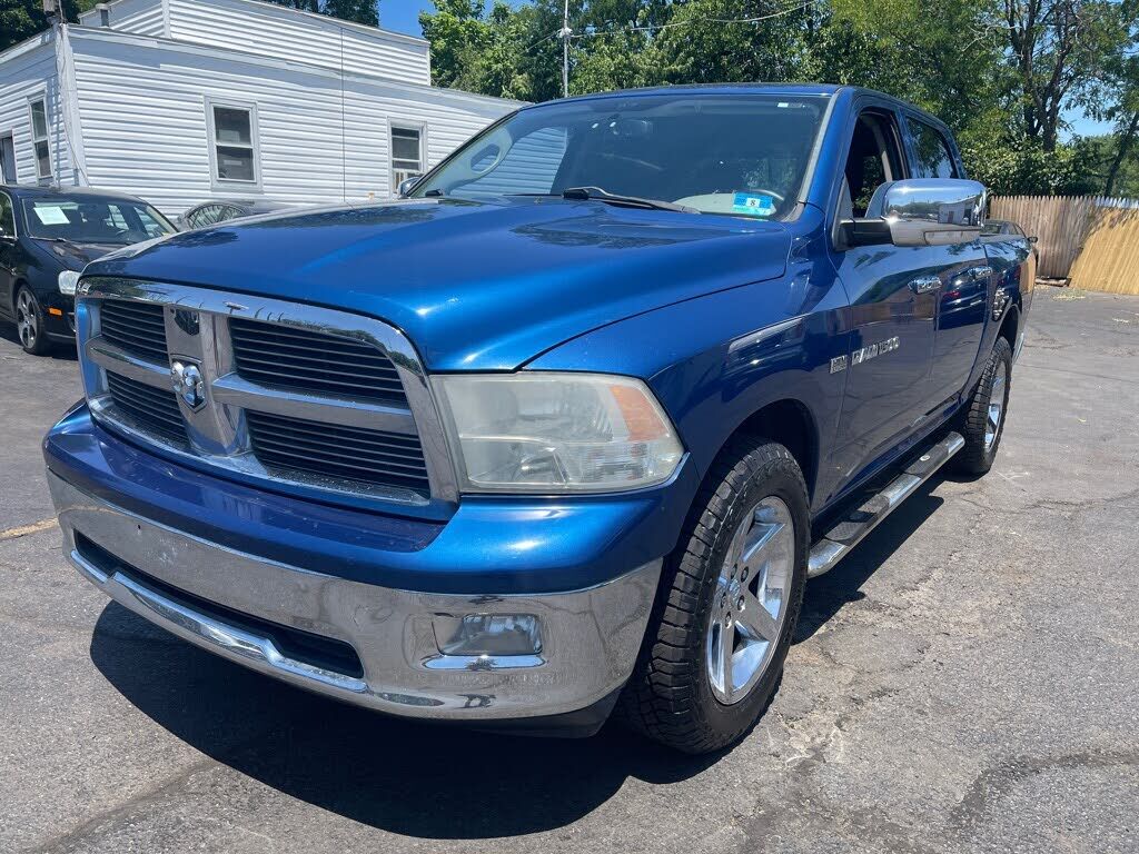 2011 DODGE Ram