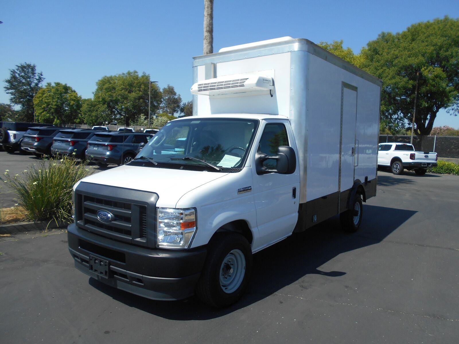 2024 FORD E-350