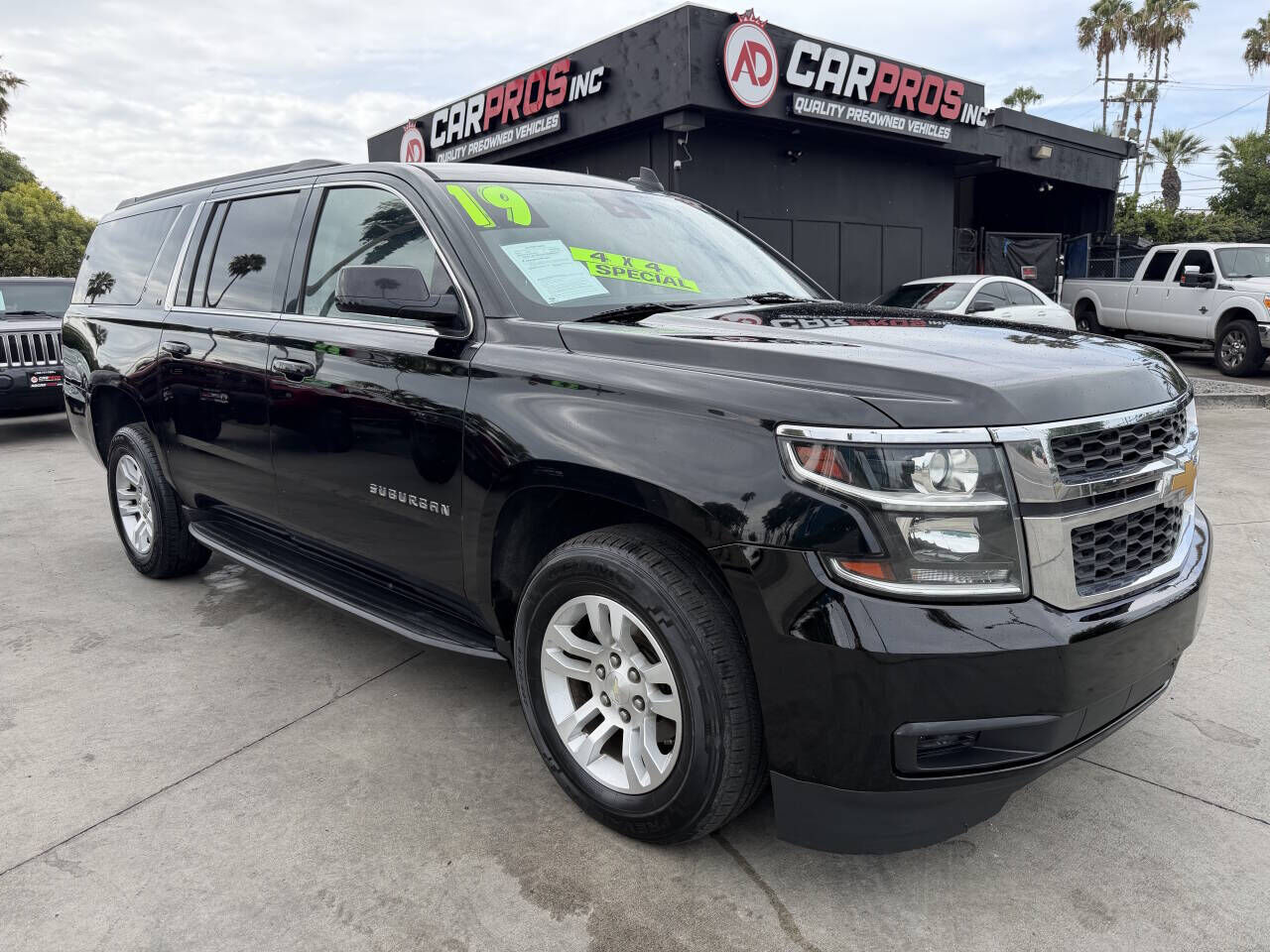 2019 CHEVROLET Suburban