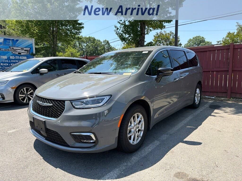 2025 CHRYSLER Pacifica