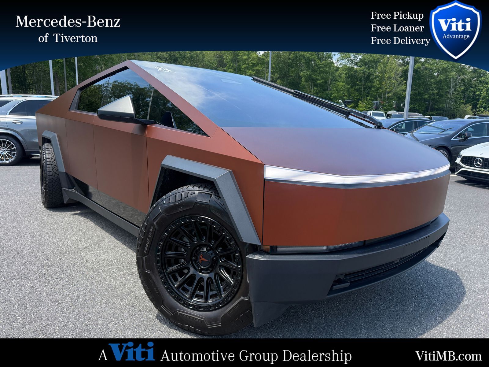 2024 TESLA Cybertruck