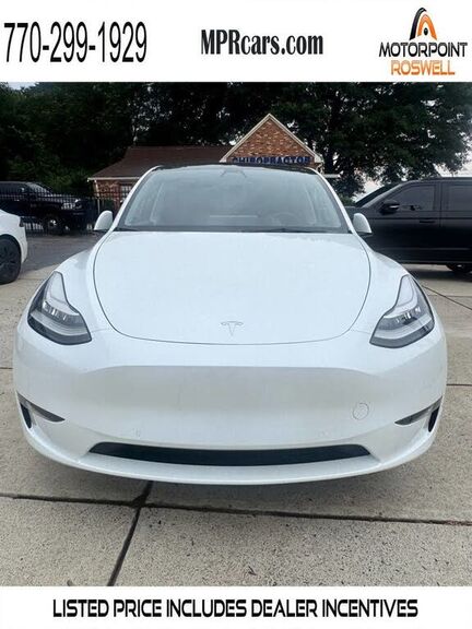 2022 TESLA Model Y