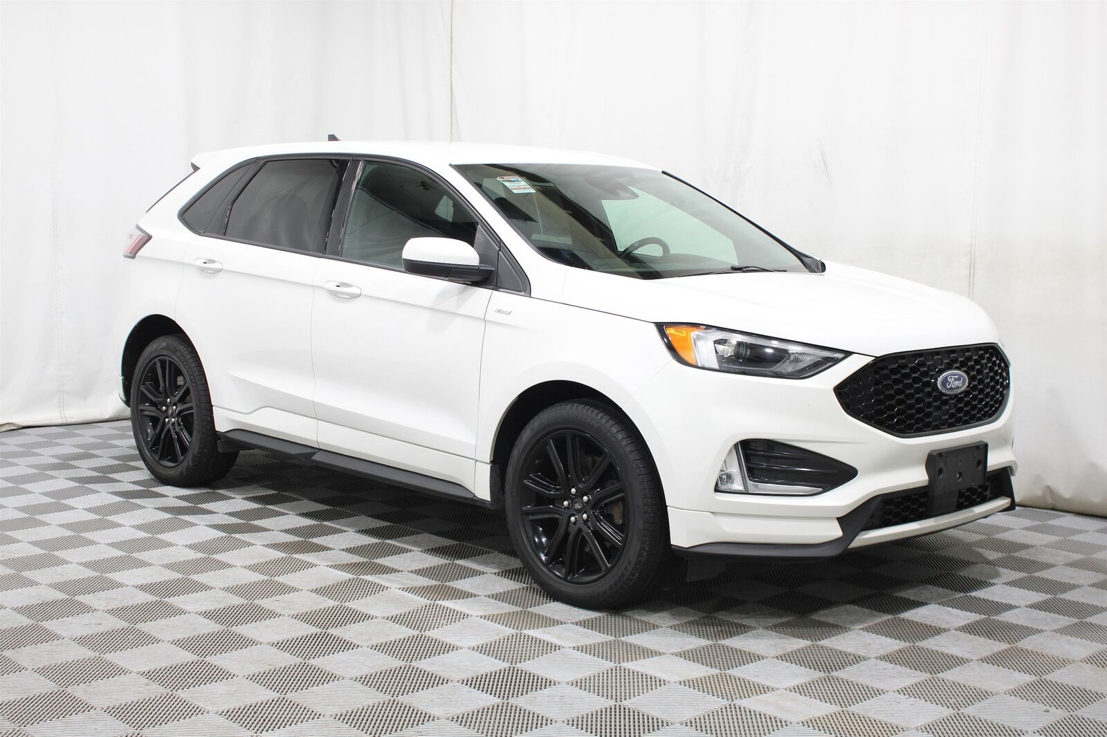 2022 FORD Edge