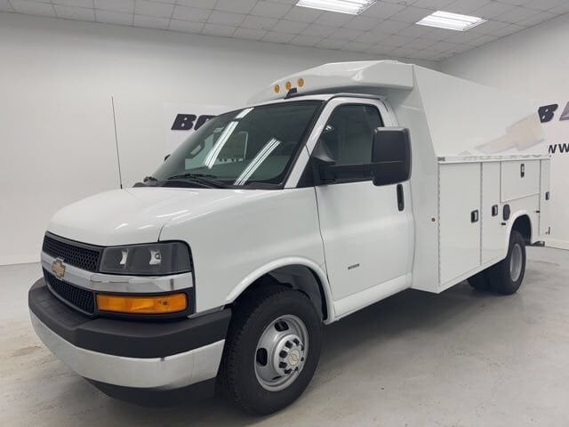 2026 CHEVROLET Express