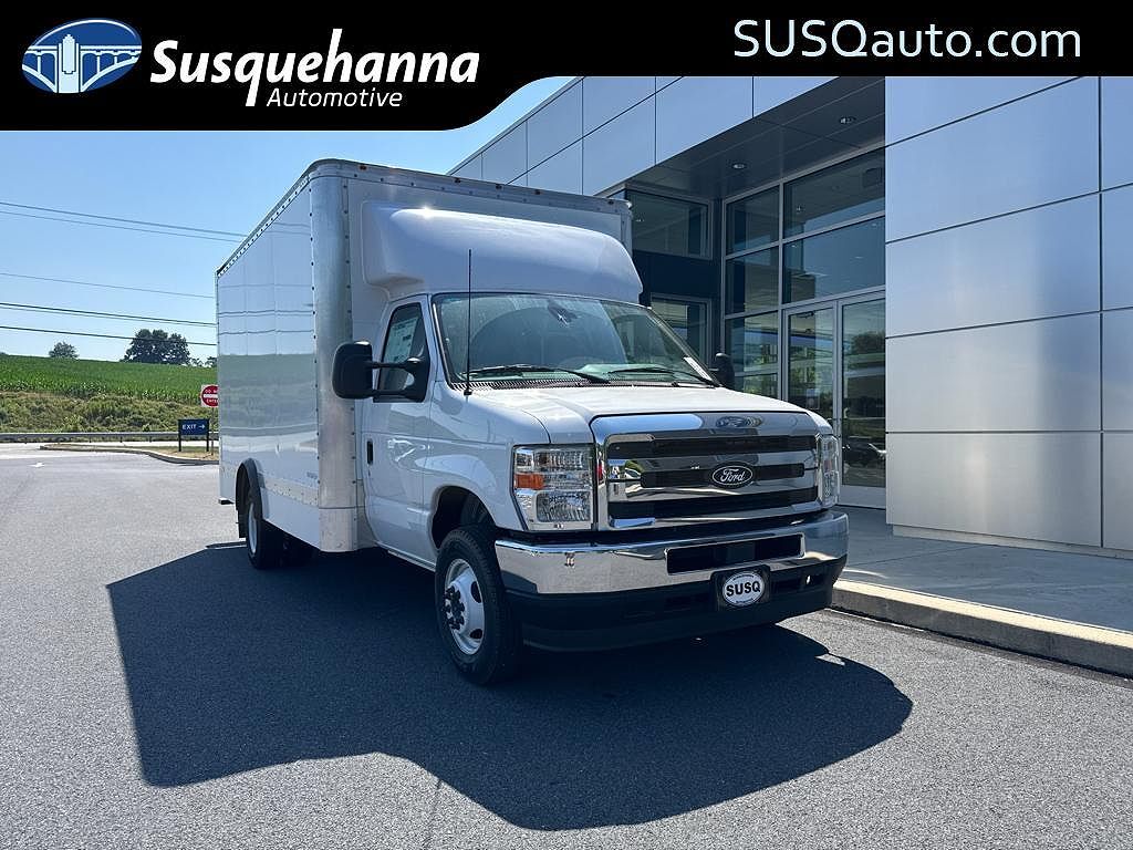 2026 FORD E-450