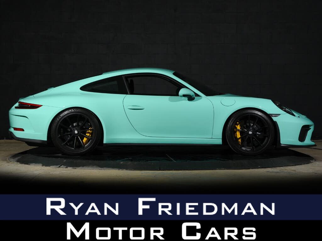2018 PORSCHE 911
