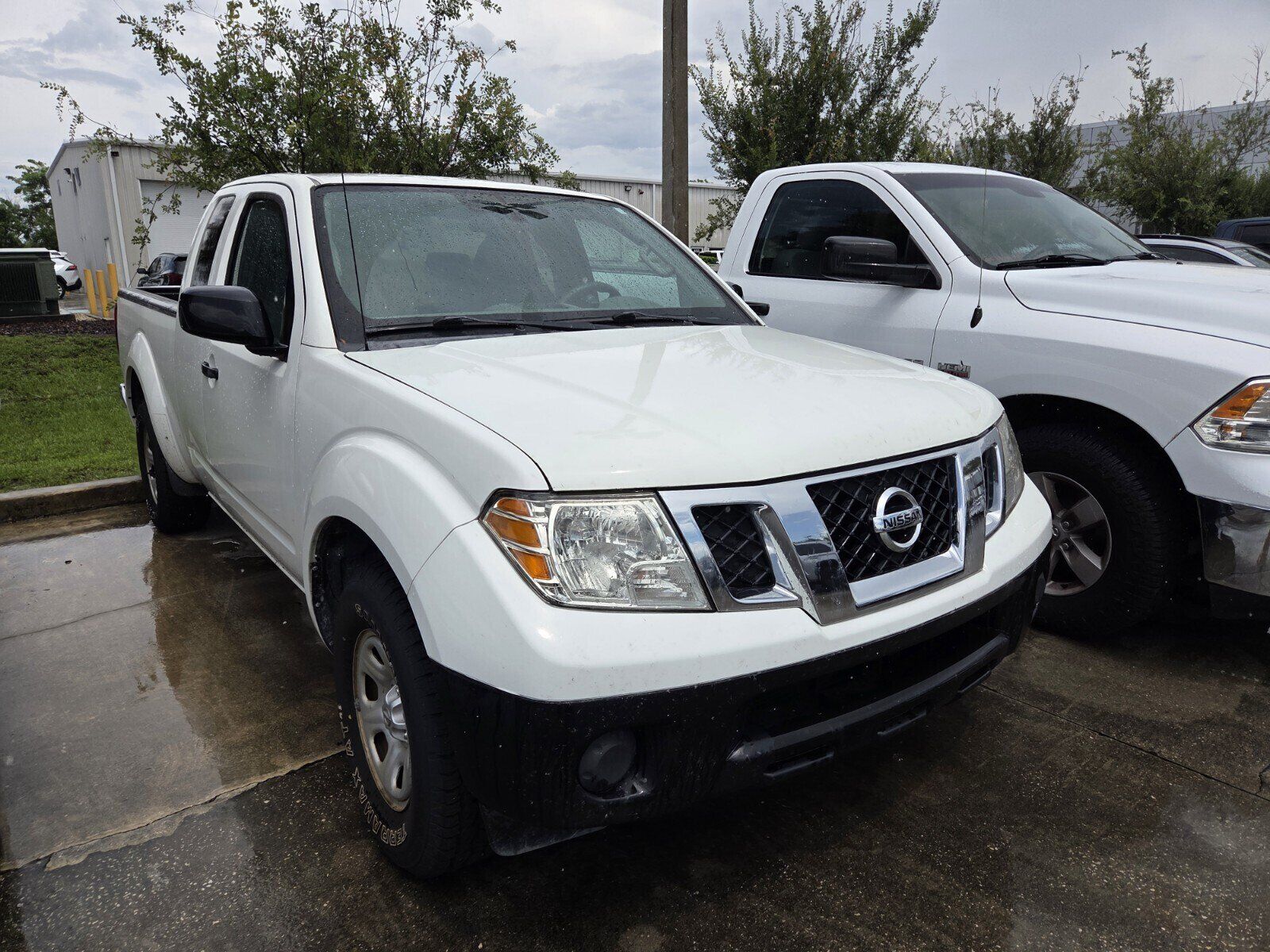 2016 NISSAN Frontier