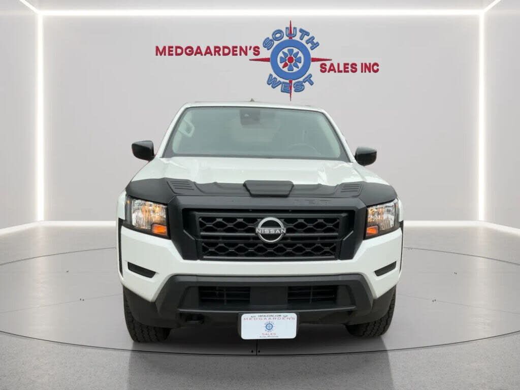 2024 NISSAN Frontier