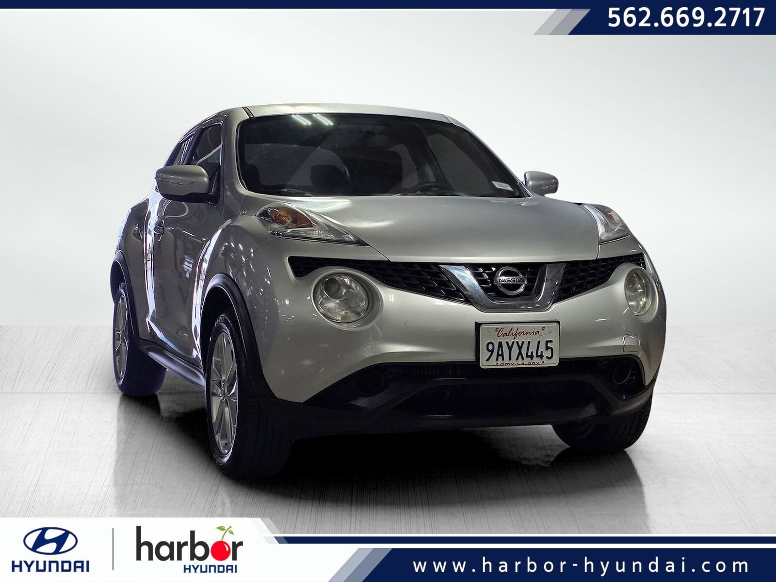 2016 NISSAN Juke