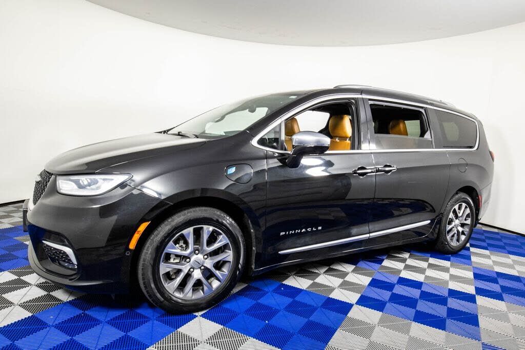 2021 CHRYSLER Pacifica