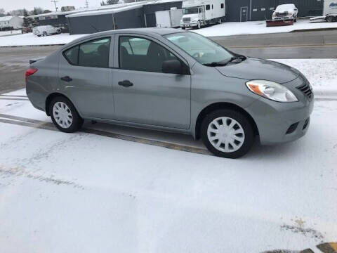 2013 NISSAN Versa