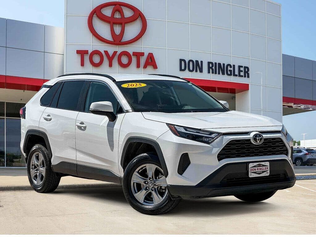 2025 TOYOTA RAV4