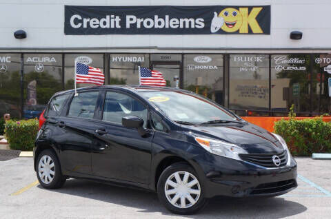 2016 NISSAN Versa