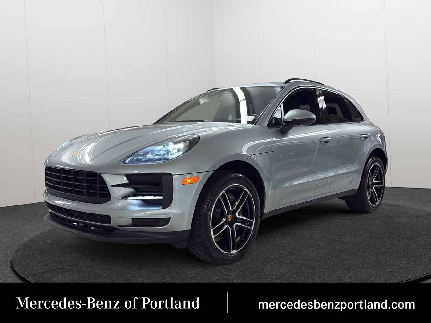 2021 PORSCHE Macan