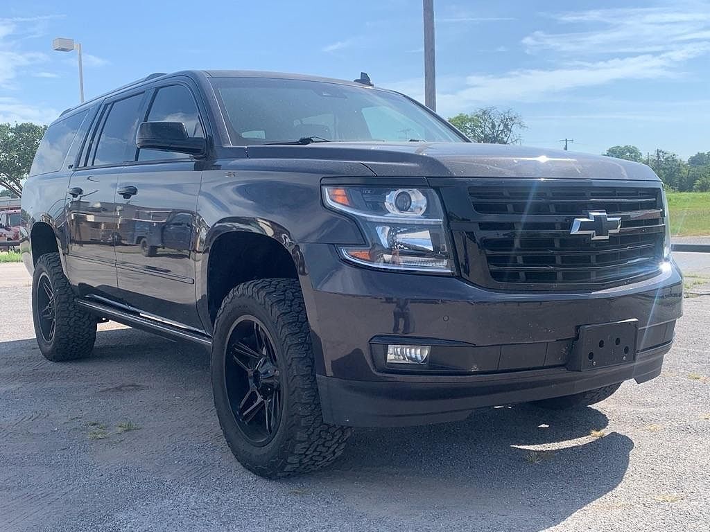 2016 CHEVROLET Suburban