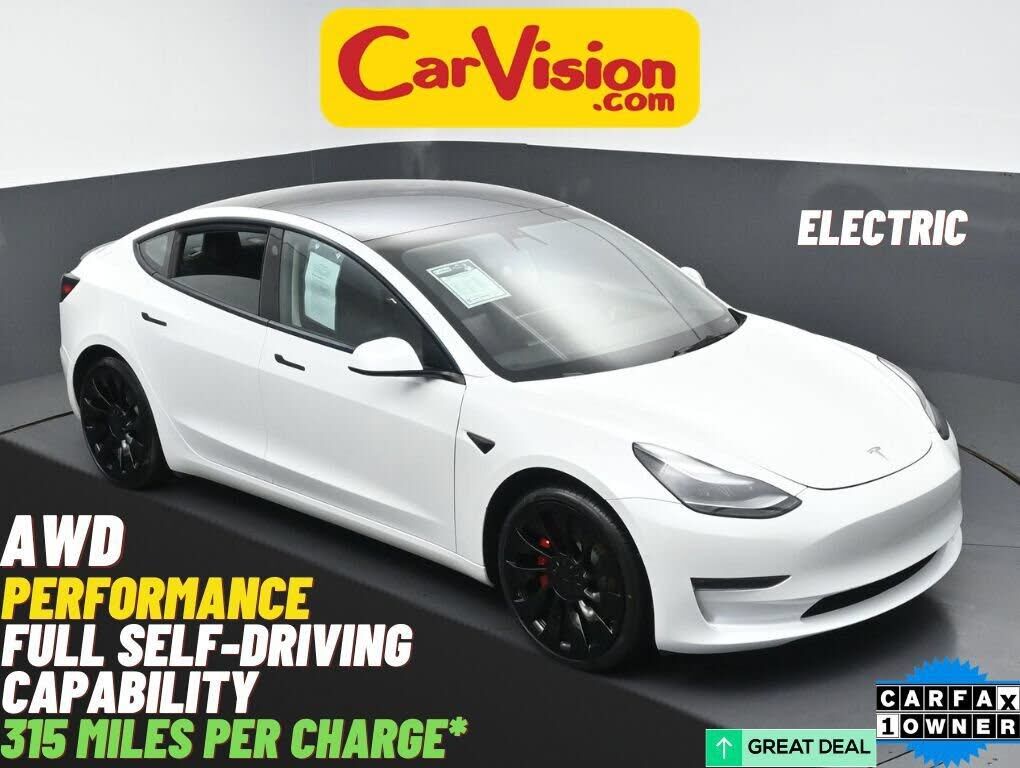 2022 TESLA Model 3