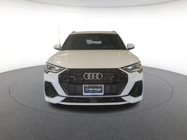 2022 Audi Q3