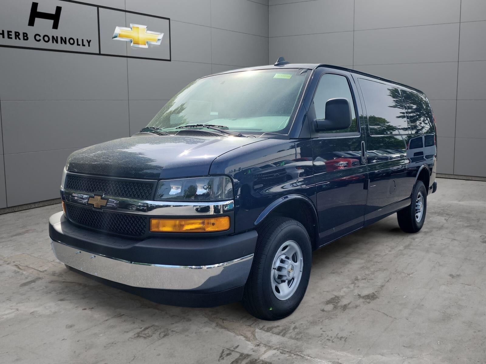 2026 CHEVROLET Express