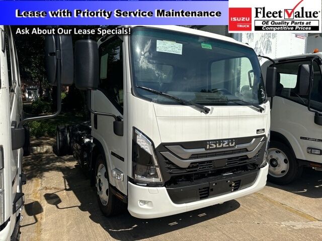 2025 ISUZU NPR-HD