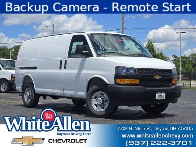 2026 CHEVROLET Express