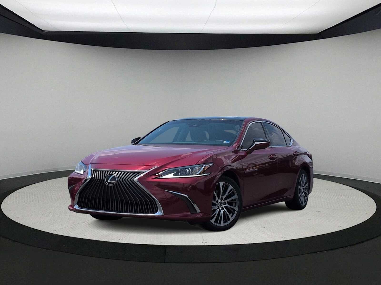 2019 LEXUS ES