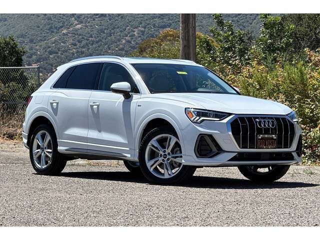 2022 AUDI Q3